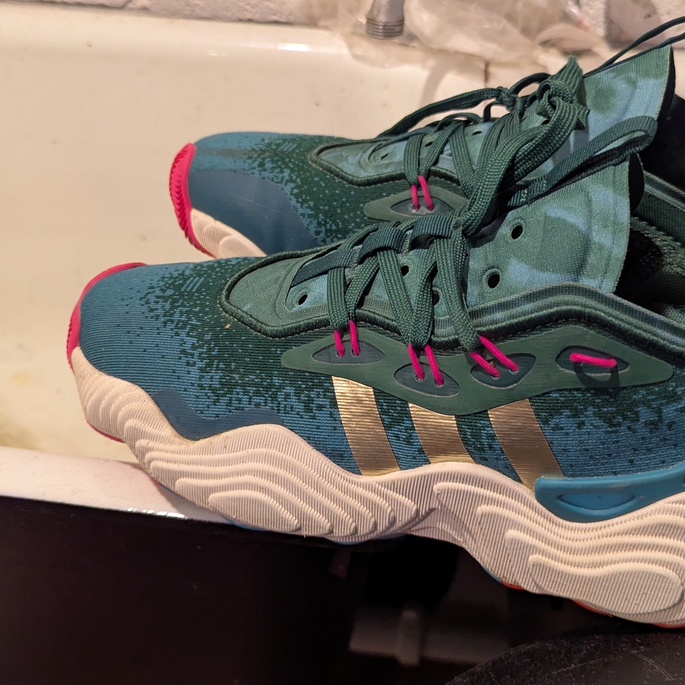 Adidas Trae Young 3s (Teal and Pink) Sneakers